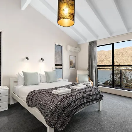 The Lake House Queenstown Exterior photo